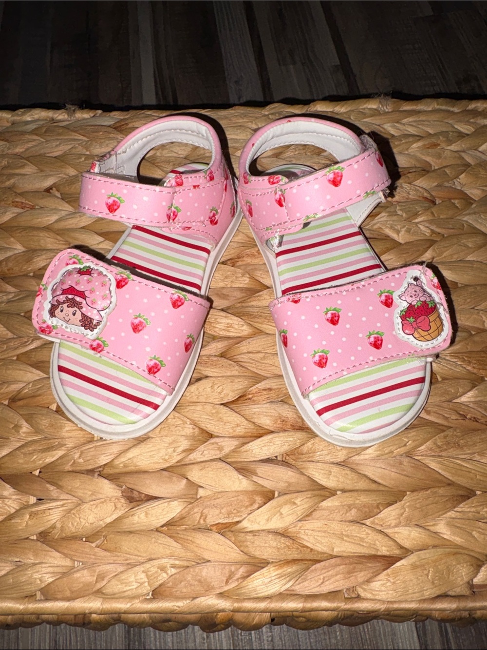 Kids Pink Strawberry shortcake Print Velcro Sandals
